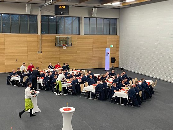 Danksagungsveranstaltung f&uuml;r die Einsatzkr&auml;fte des Helme-Hochwassers. (Foto: Landratsam Kyffh&auml;userkreis)