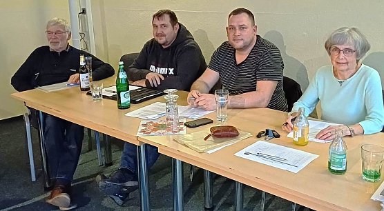 Jahreshauptversammlung des Fördervereins Naturschwimmbad Heldrungen e.V. (Foto: Peter Keßler) Jahreshauptversammlung des Fördervereins Naturschwimmbad Heldrungen e.V. (Foto: Peter Keßler)