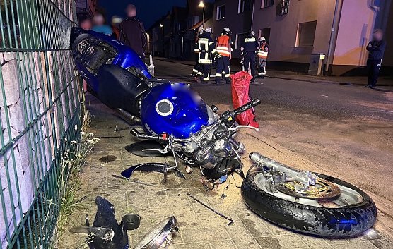 Schwerer Biker Unfall in Sondershausen (Foto: S. Dietzel) Schwerer Biker Unfall in Sondershausen (Foto: S. Dietzel)