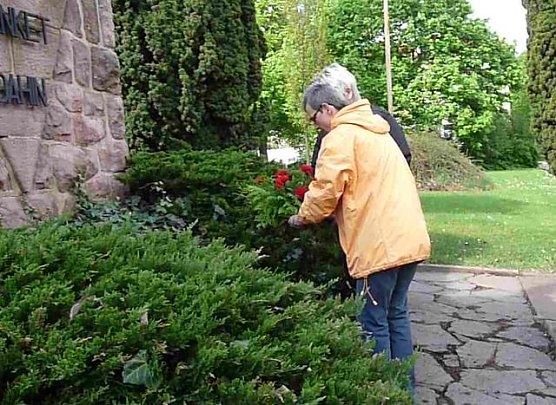 Der Opfer gedacht (Foto: Karl-Heinz Herrmann) Der Opfer gedacht (Foto: Karl-Heinz Herrmann)