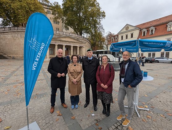 B&uuml;rgermeister Steffen Grimm, Claudia Langhammer; Dr. Carolin Sch&auml;fer ; Oberstleutnant Alexander Voigt; Henrik Hug (Foto: Janine Skara)