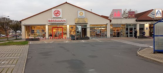 Verw&uuml;stung in der Sch&ouml;nfelder Stra&szlig;e in Artern (Foto: S. Dietzel)