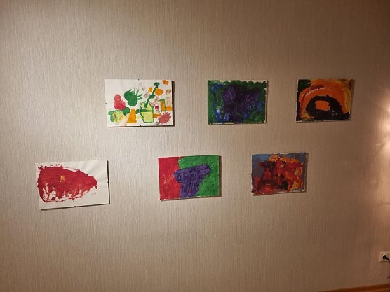 Kinderkunst im Kulturhof (Foto: Ulrich Reinboth)