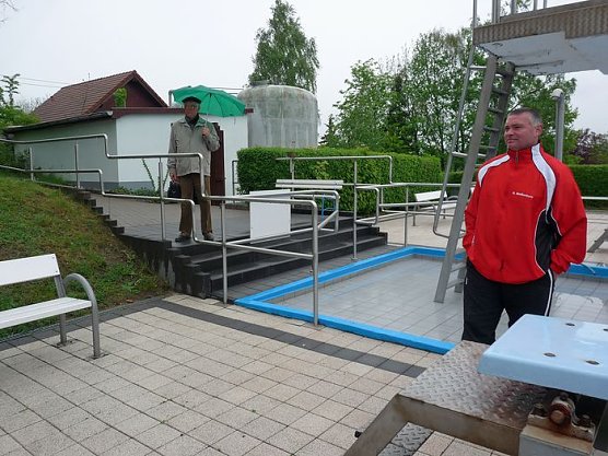 Anbaden heute? (Foto: Karl-Heinz Herrmann) Anbaden heute? (Foto: Karl-Heinz Herrmann)