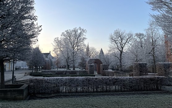 &Uuml;berzuckerter Schlosspark in Bad Langensalza (Foto: oas)