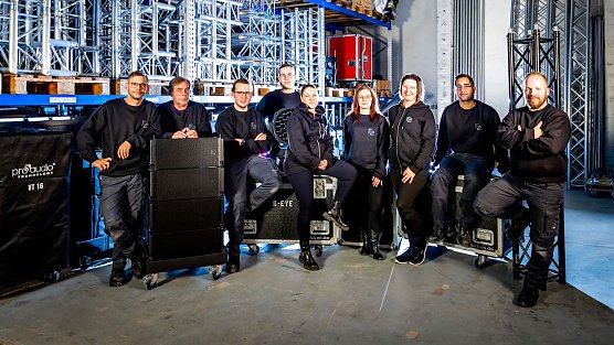 Fabian Fromm (ganz rechts) mit seinem Team (Foto: NUV)