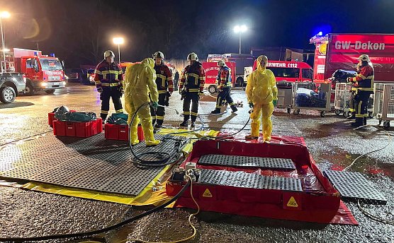 Feuerwehreinsatz bei einem Agrarbetrieb im Kyffh&auml;userkreis (Foto: Silvio Dietzel)