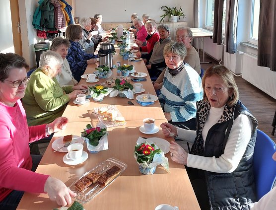 Feier im Seniorentreff in Jecha (Foto: Wolfgang Dittrich)