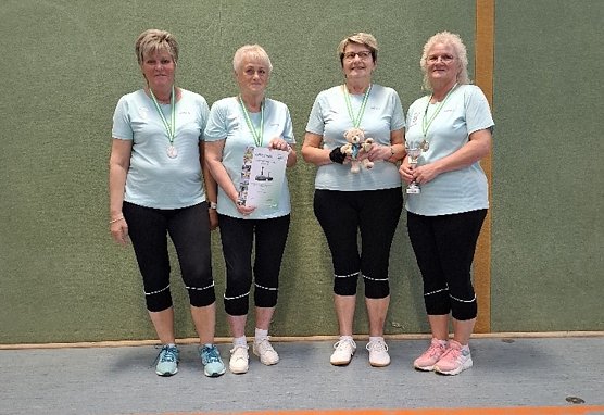 Bosseln Damen (Foto: Karl-Heinz Schmid) Bosseln Damen (Foto: Karl-Heinz Schmid)