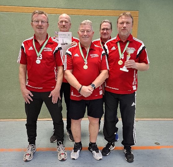 Bosseln Herren (Foto: Karl-Heinz Schmid) Bosseln Herren (Foto: Karl-Heinz Schmid)