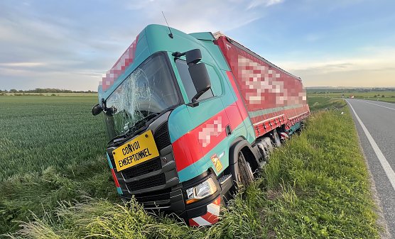 Unfall auf der B 247 am Abend (Foto: S.Dietzel) Unfall auf der B 247 am Abend (Foto: S.Dietzel)