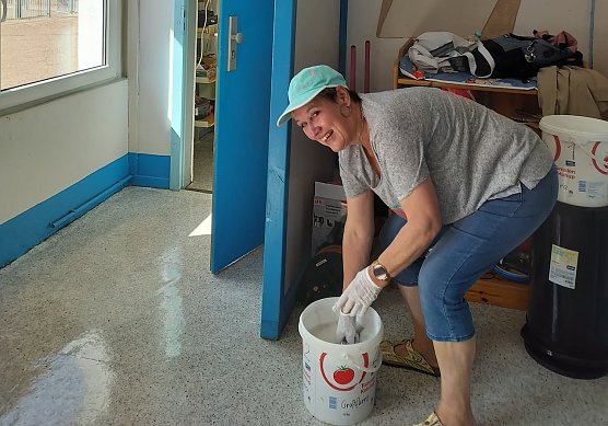 Gro&szlig;e Putzaktion im Freibad Gro&szlig;furra (Foto: A. T&ouml;ppe)