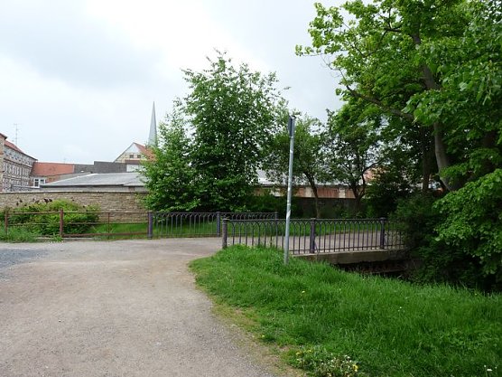 Br&uuml;cke Schlosspark (Foto: Karl-Heinz Herrmann)