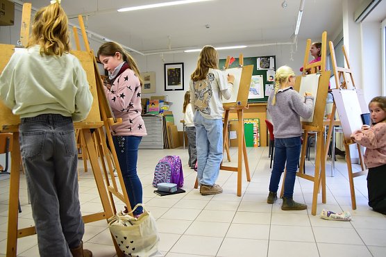 Malkurs f&uuml;r Kinder in Panorama Museum Bad Frankenhausen (Foto: Fred B&ouml;hme)