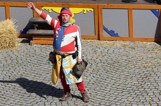 Herold Radolf zu Duringen sprach weise Worte zur Eröffnung (Foto: Eva Maria Wiegand) Herold Radolf zu Duringen sprach weise Worte zur Eröffnung (Foto: Eva Maria Wiegand)