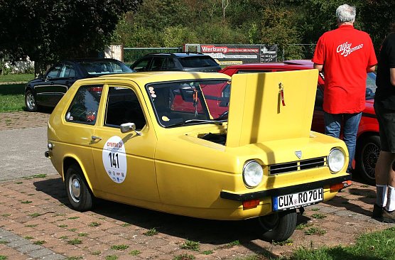 Manch kurioses Gefährt machte am Stausee Halt (Foto: Ulrich Reinboth) Manch kurioses Gefährt machte am Stausee Halt (Foto: Ulrich Reinboth)
