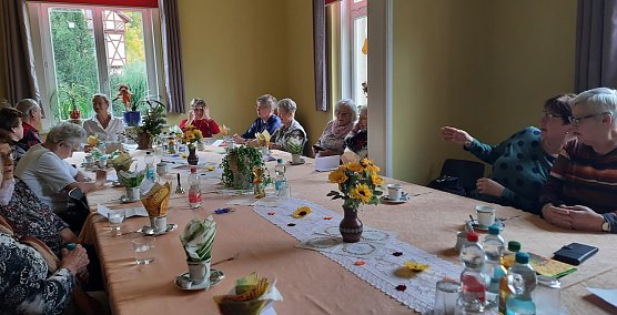 Kräuterkunde beim Verband er Behinderten (Foto: Dorothea Kieper) Kräuterkunde beim Verband er Behinderten (Foto: Dorothea Kieper)