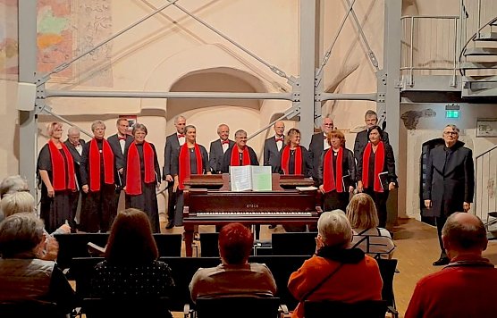 Weihnachten mit den Sondersh&auml;user Madrigalisten in der Cruciskirche (Foto: Angela Wei&szlig;mantel)