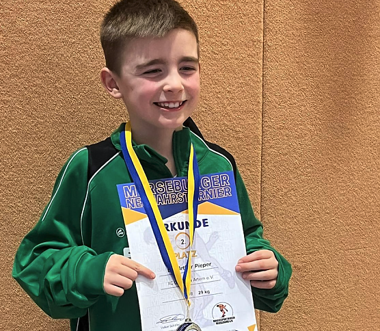  Youngster Ben Arthur Pieper freut sich &uuml;ber seine gute Platzierung (Foto: Manja Braunsdorf)