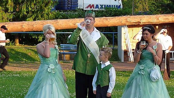 Gr&ouml;&szlig;ter Besen der Welt (Foto: Karl-Heinz Herrmann)