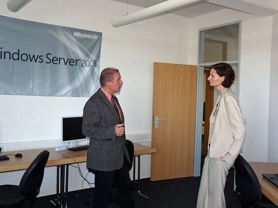 Offene T&uuml;r bei CSI (Foto: Karl-Heinz Herrmann)