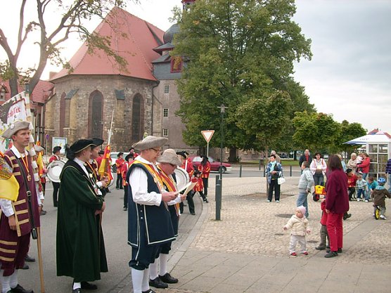 Umzug Hausm&auml;nner (Foto: Karl-Heinz Herrmann)
