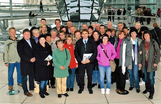Zu Besuch im Bundestag (Foto: Gudrun Holbe) Zu Besuch im Bundestag (Foto: Gudrun Holbe)