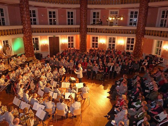 Benefizkonzert Achteckhaus (Foto: Karl-Heinz Herrmann)