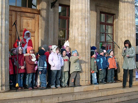 Eröffnung Weihnachtsmarkt (Foto: Karl-Heinz Herrmann) Eröffnung Weihnachtsmarkt (Foto: Karl-Heinz Herrmann)