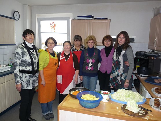 Gemeinsam gegessen (Foto: Karl-Heinz Herrmann) Gemeinsam gegessen (Foto: Karl-Heinz Herrmann)