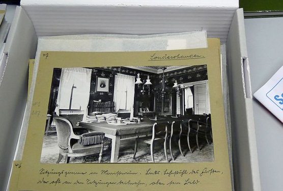 Bitte nichts wegwerfen! (Foto: Karl-Heinz Herrmann) Bitte nichts wegwerfen! (Foto: Karl-Heinz Herrmann)