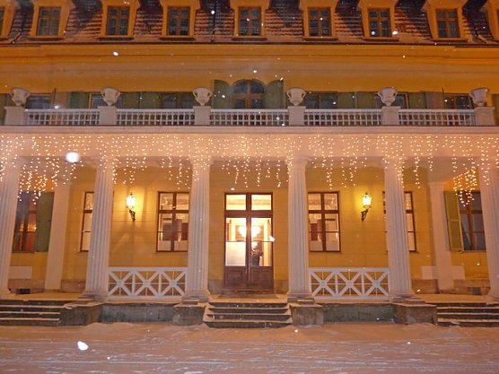 Schlossrestaurant Sondershausen im Schneefall (Foto: Karl-Heinz Herrmann) Schlossrestaurant Sondershausen im Schneefall (Foto: Karl-Heinz Herrmann)