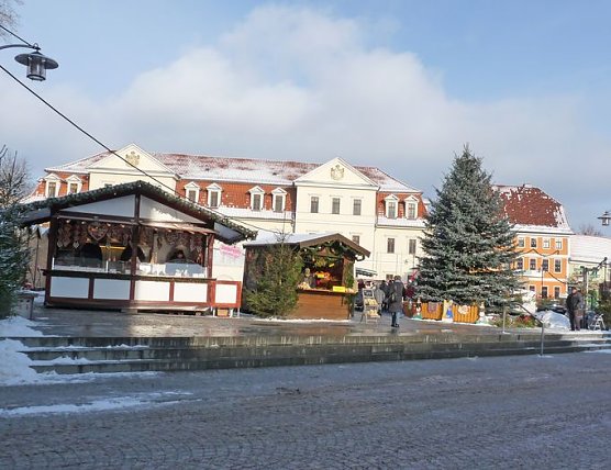 Sondershäuser Weihnachtsmarkt eröffnet (Foto: Karl-Heinz Herrmann) Sondershäuser Weihnachtsmarkt eröffnet (Foto: Karl-Heinz Herrmann)