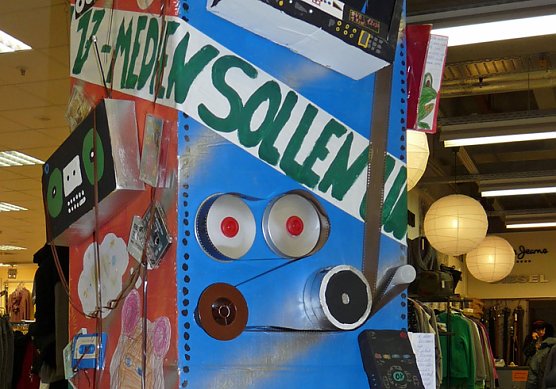 Ausstellung Kinderrechte (Foto: Karl-Heinz Herrmann) Ausstellung Kinderrechte (Foto: Karl-Heinz Herrmann)