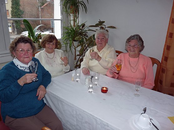 Der Sonntagkaffee (Foto: Karl-Heinz Herrmann)