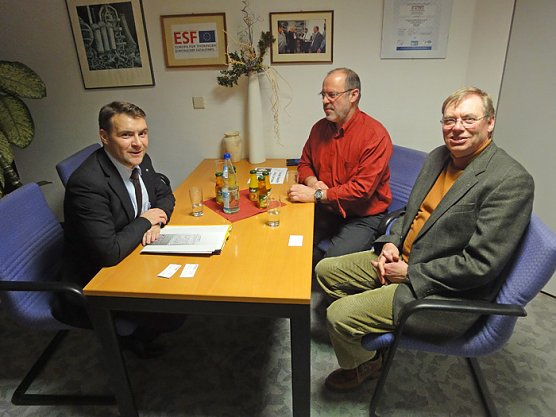 Zu Besuch bei K-UTEC AG (Foto: FDP) Zu Besuch bei K-UTEC AG (Foto: FDP)