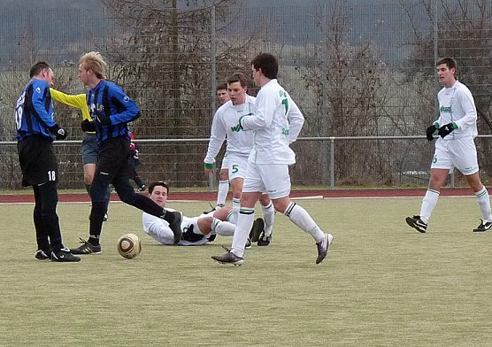 Eintracht Sondershausen - SG Zeulenroda (Foto: Karl-Heinz Herrmann) Eintracht Sondershausen - SG Zeulenroda (Foto: Karl-Heinz Herrmann)