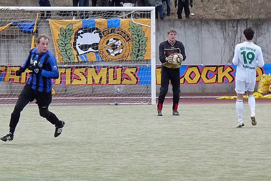 Eintracht Sondershausen - SG Zeulenroda (Foto: Karl-Heinz Herrmann) Eintracht Sondershausen - SG Zeulenroda (Foto: Karl-Heinz Herrmann)