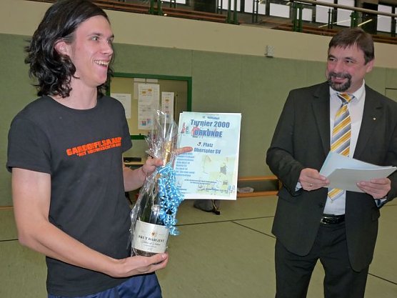 Turnier 2000 (Foto: Karl-Heinz Herrmann) Turnier 2000 (Foto: Karl-Heinz Herrmann)