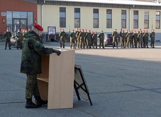 Verabschiedungsappell S&uuml;ss und Liebau (Foto: Karl-Heinz Herrmann)