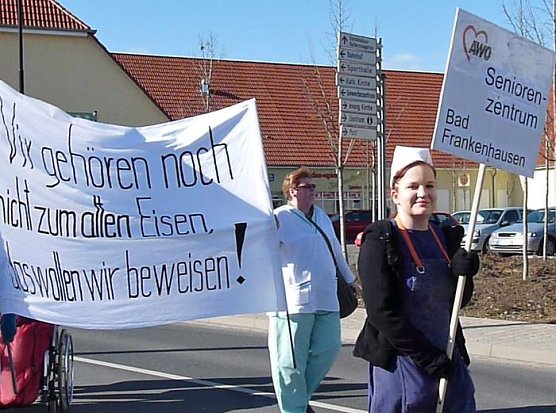 Rosensonntagsumzug (Foto: Karl-Heinz Herrmann)