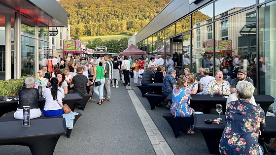 Bild: Party nach Feierabend zum 30j&auml;hrigen Jubil&auml;um