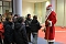 Weihnachtsmann besuchte Sparkasse