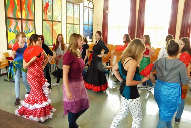 Bild: Carmen in der Schule
