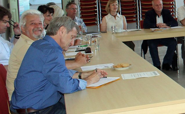 Bild: Erfahrungsaustausch wird angestrebt