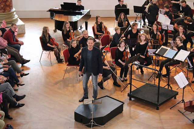 Bild: Mitrei&szlig;endes Konzert zum Nationalfeiertag