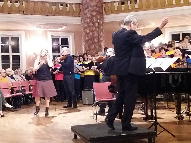 Bild: Thuringia Cantat & The String Company im Konzert