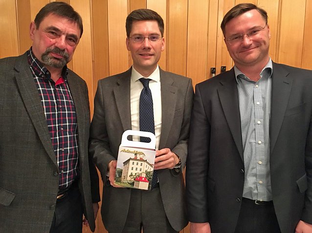 Bild: Ostbeauftragter stand Rede und Antwort im Tacheles Talk