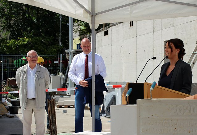 Bild: Grundsteinlegung am Wippertor
