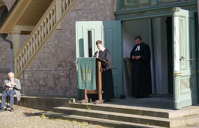 Bild: Glockenweihe in der Trinitatiskirche